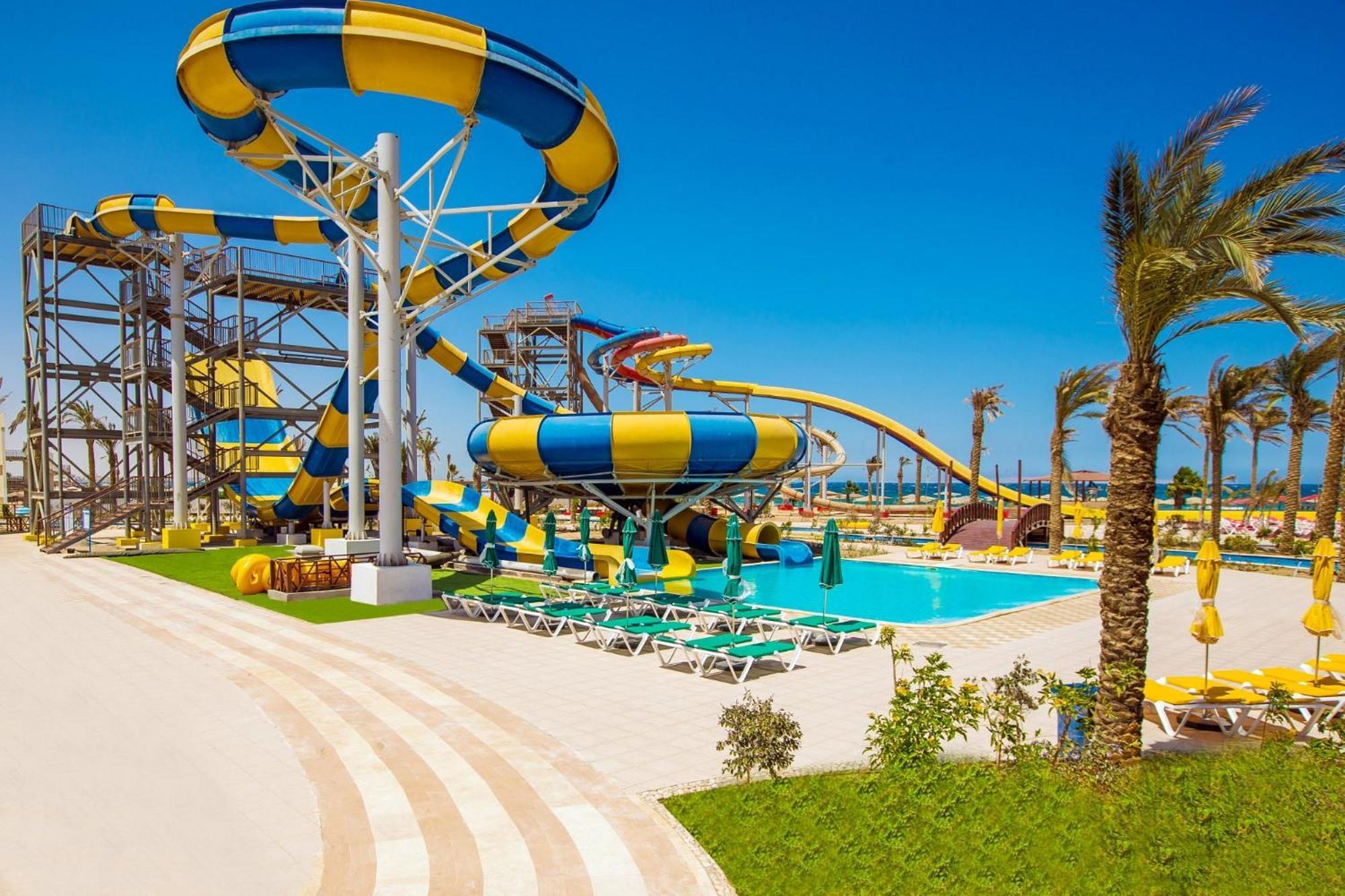 The Palace Beach Hotel Gurdaka Kültér fotó