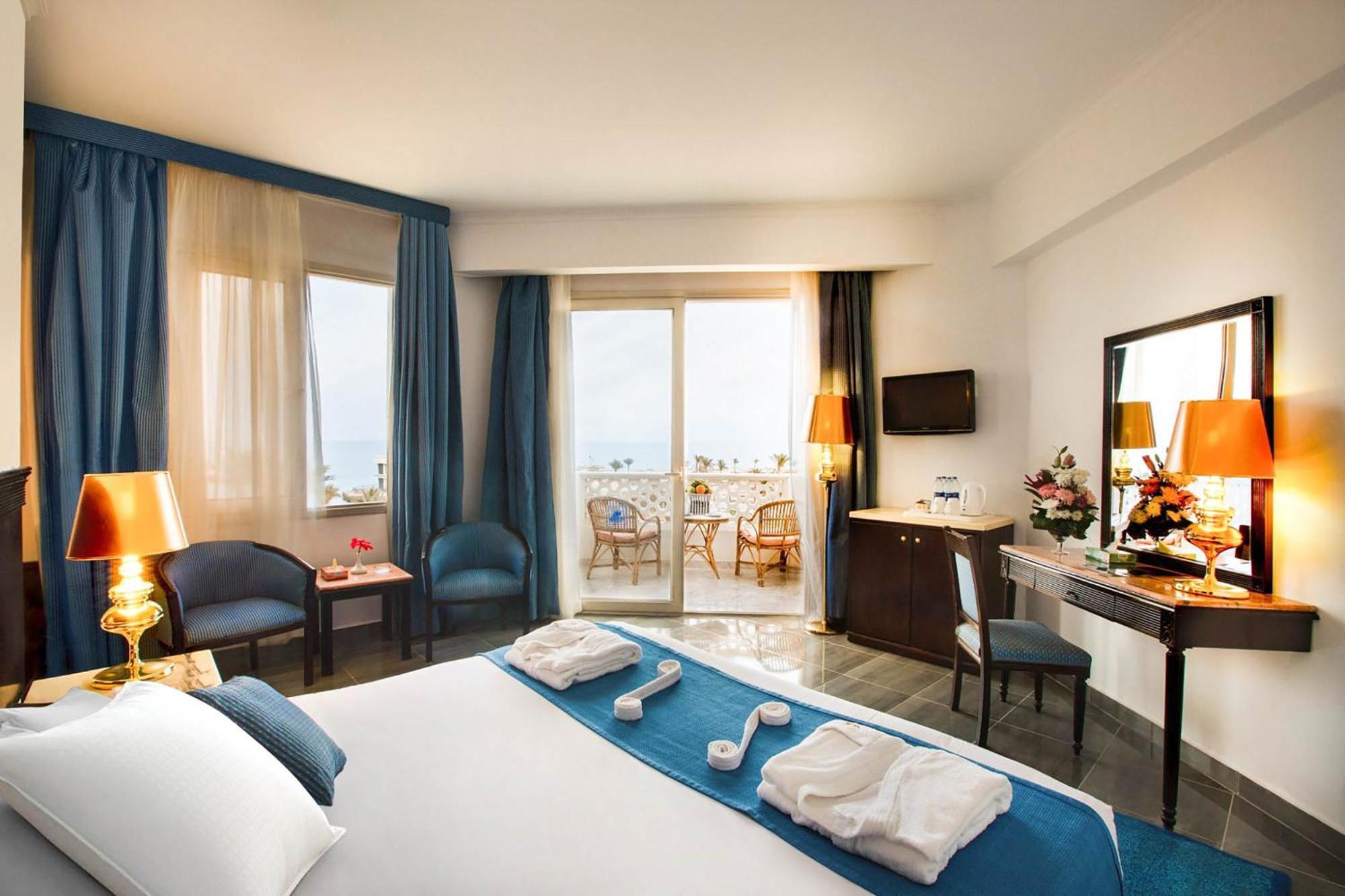 The Palace Beach Hotel Gurdaka Kültér fotó