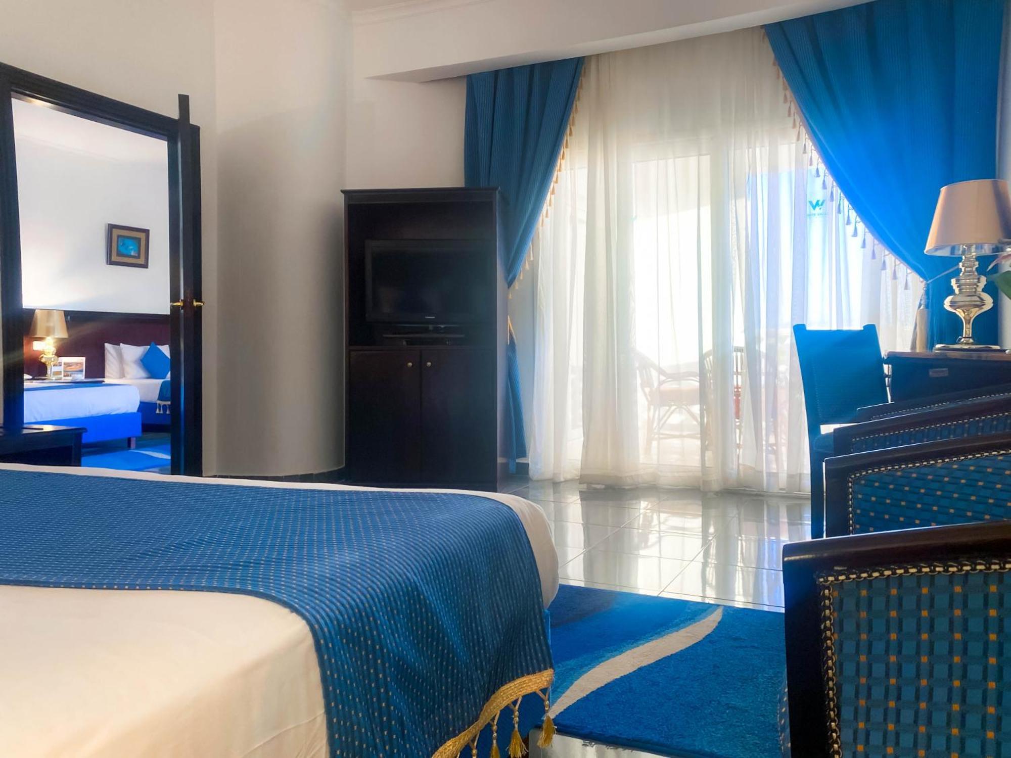 The Palace Beach Hotel Gurdaka Kültér fotó