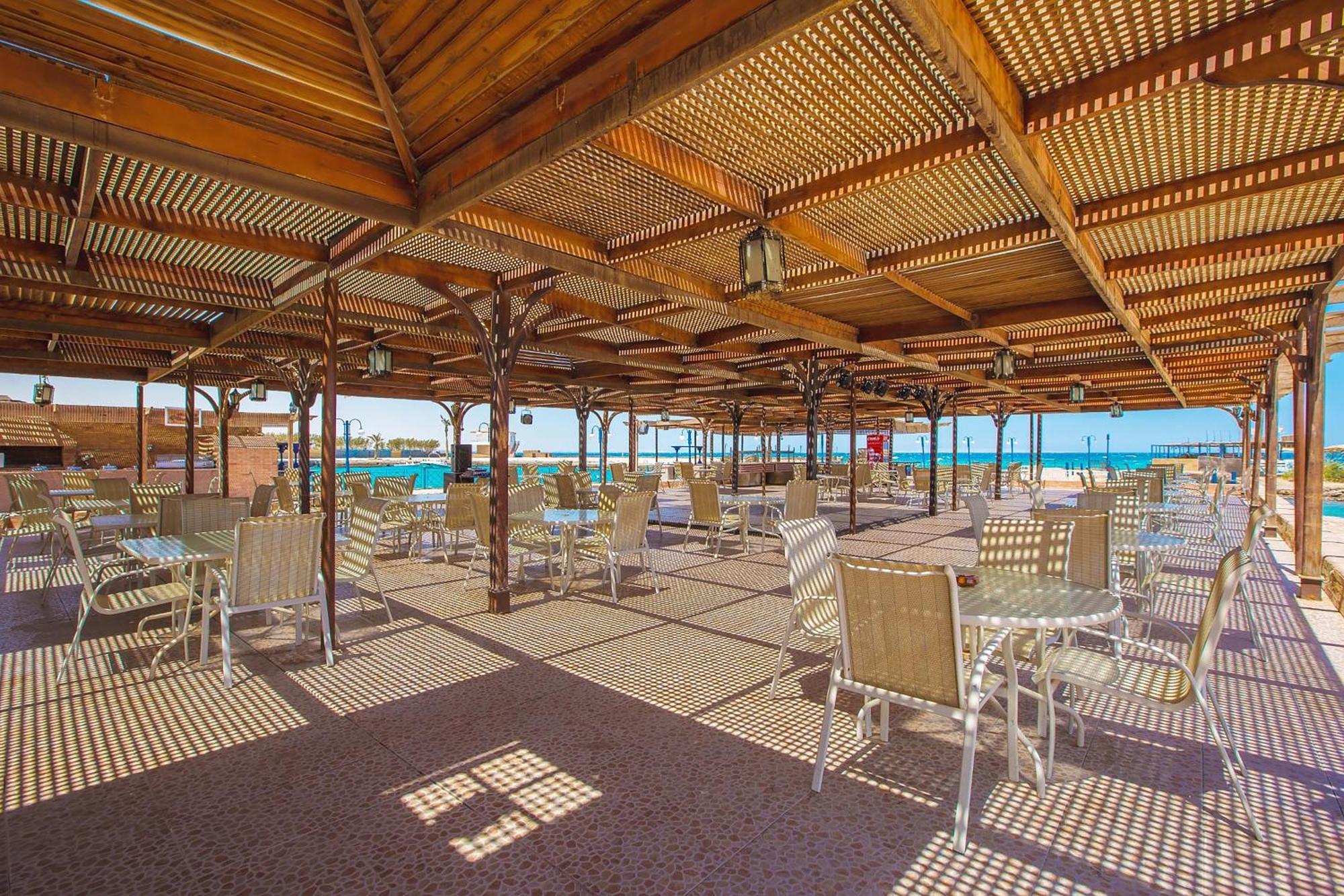 The Palace Beach Hotel Gurdaka Kültér fotó